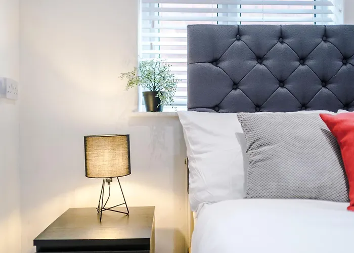 Apartment Suites By Staycay - Cheadle Hulme